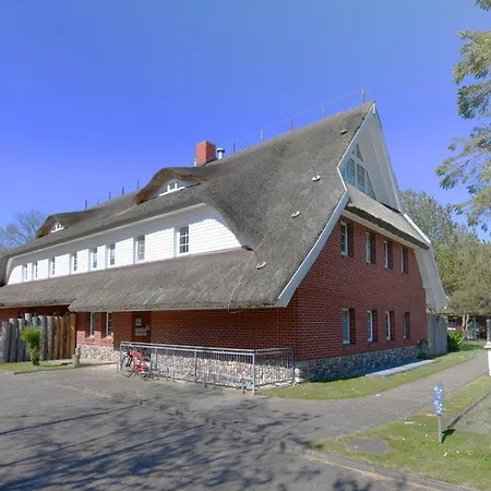 Am Gutspark Drankse Sonnenstrahl * Dranske