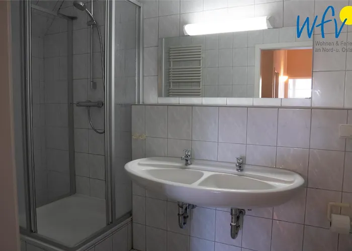 Am Gutspark Drankse Sonnenstrahl Dranske